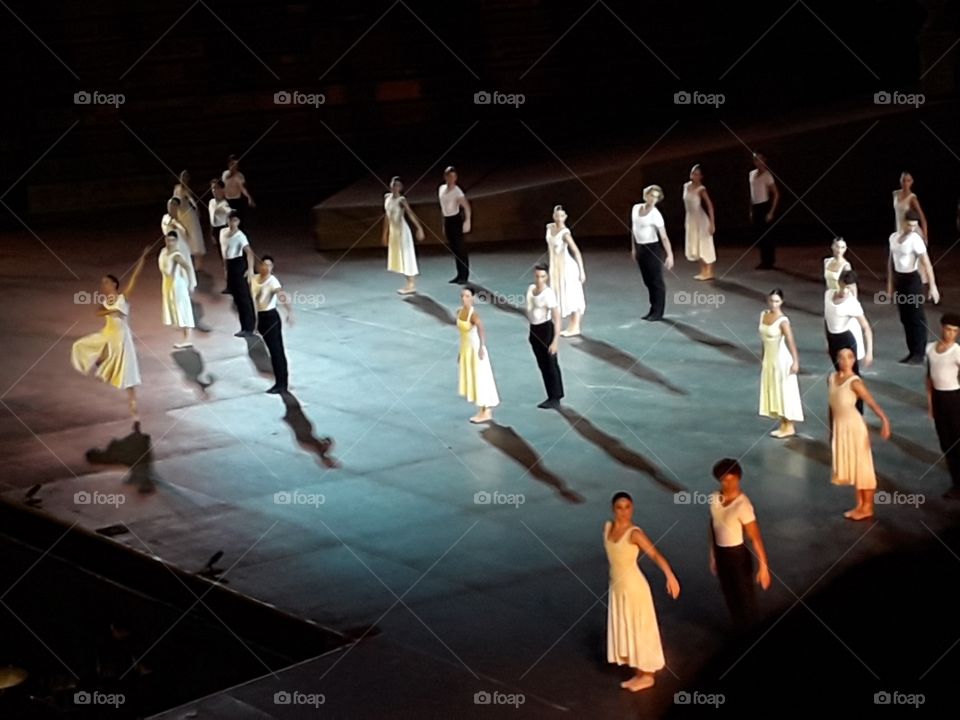 the chorus of Verona Arena