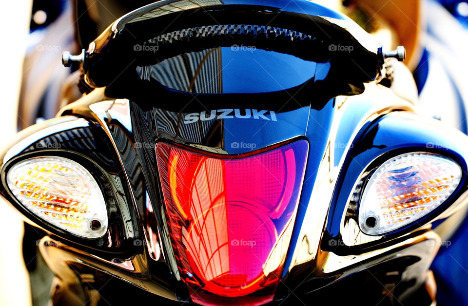 Suzuki Hyabusa close up from behind