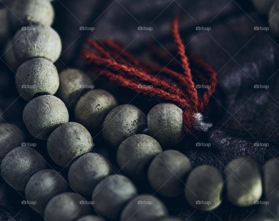 Prayer bead - Red tag - Macro art 