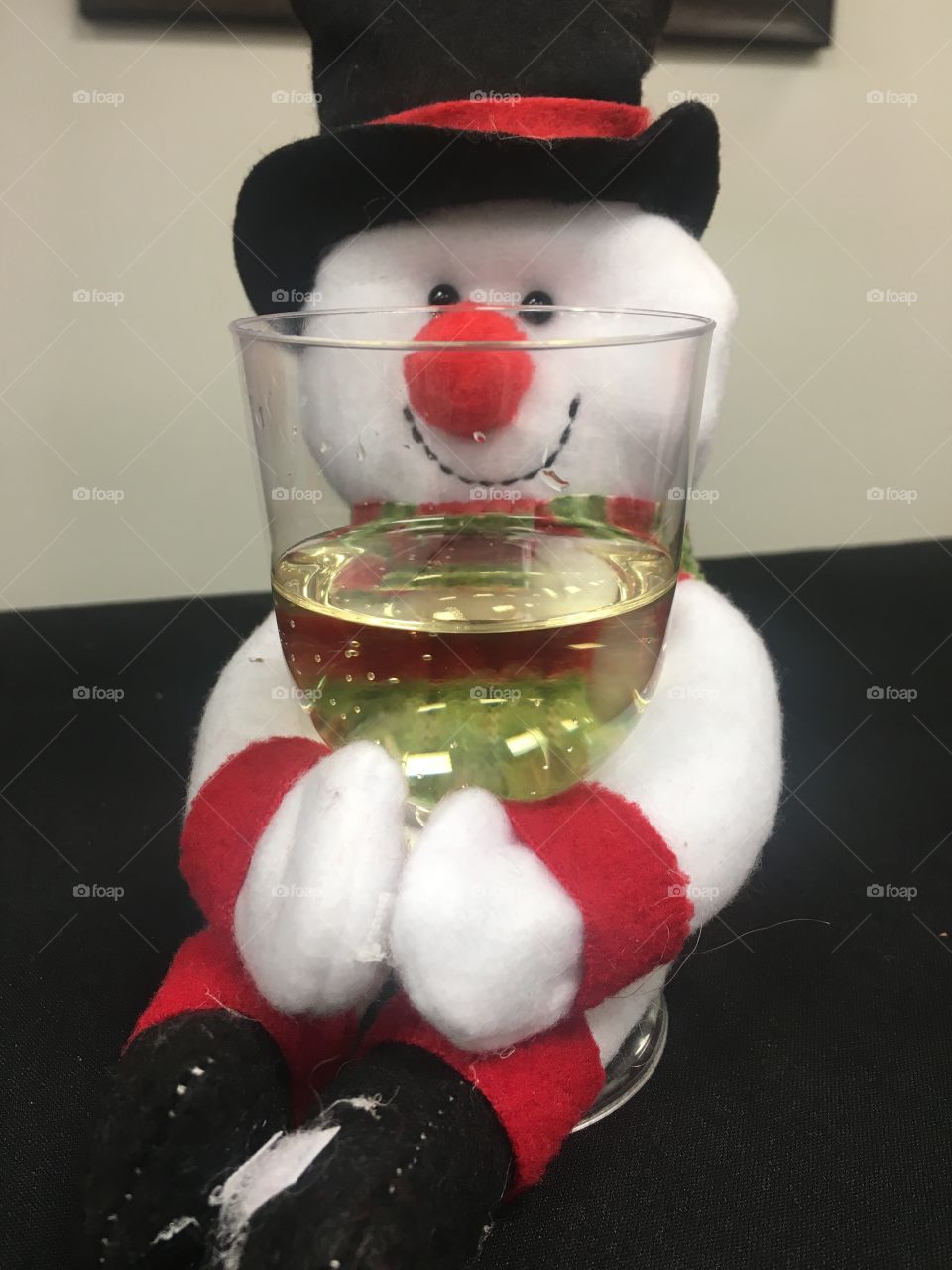 Frosty the snowman with his wine 