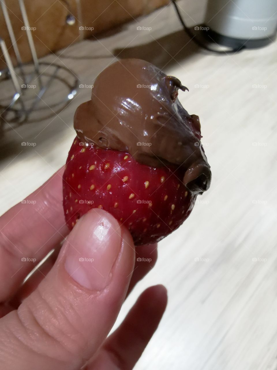 Fruits berry view bio fresh yummy day part design decor chocolade hand happy kitchen home indoor sweet