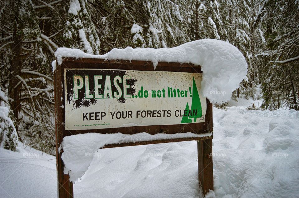 "Please don't litter" 