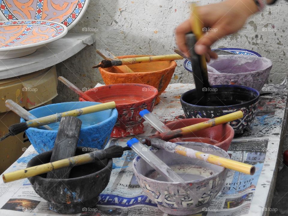 Painting on pottery