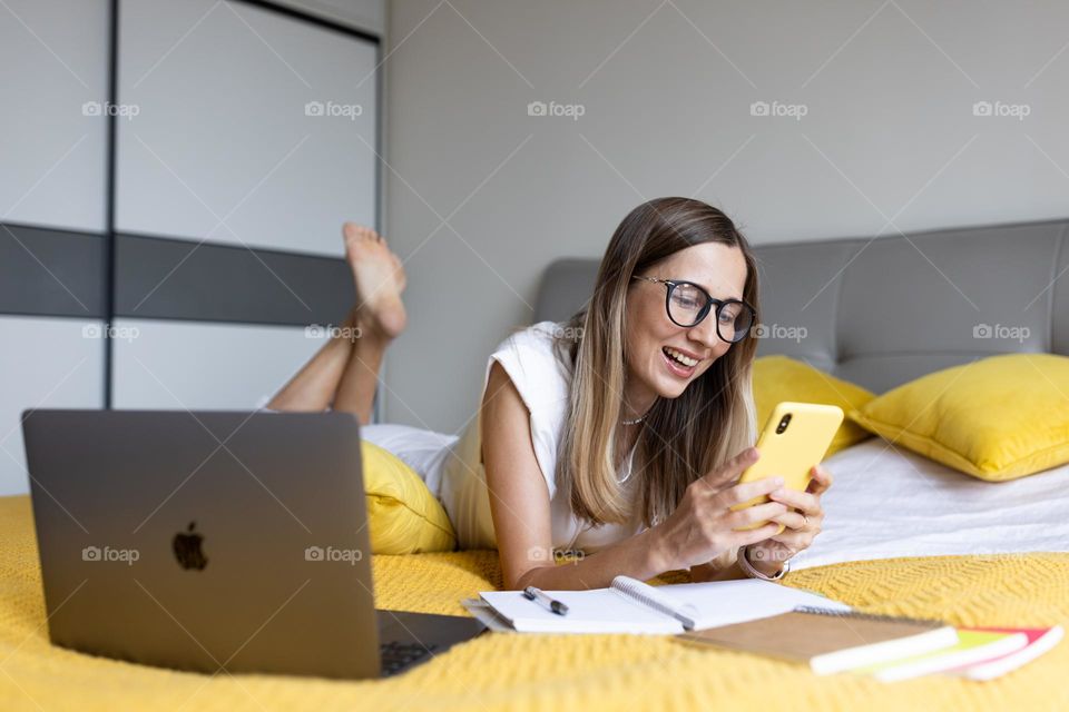 Young Caucasian woman chatting with friends 