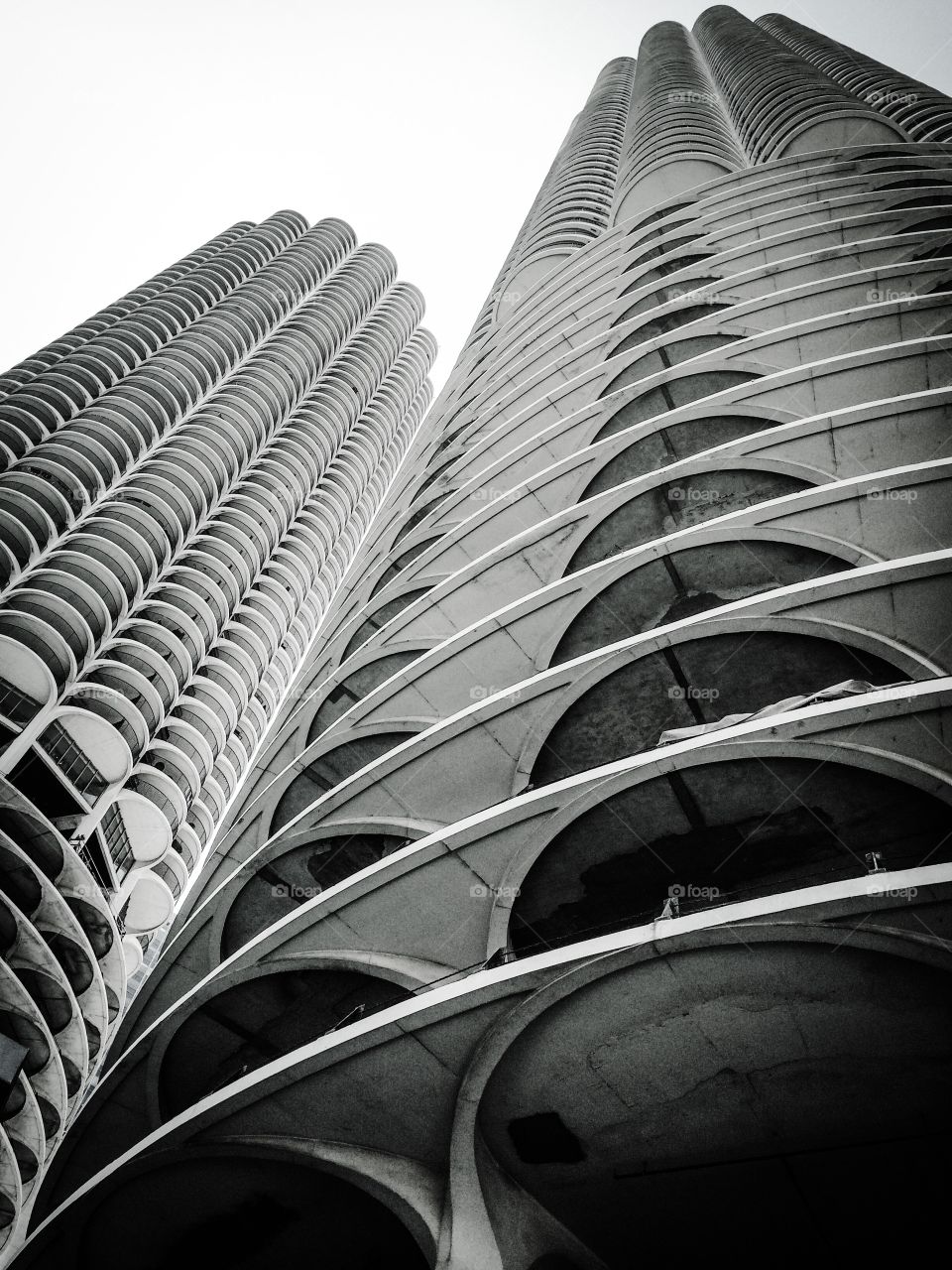 Marina City, Chicago. Living large downtown in the round. 