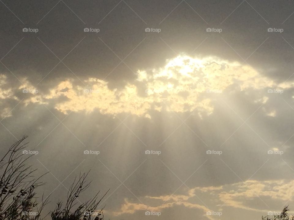 Sun rays raining down on my sister’s special wedding day! Just breaking through the rain clouds 