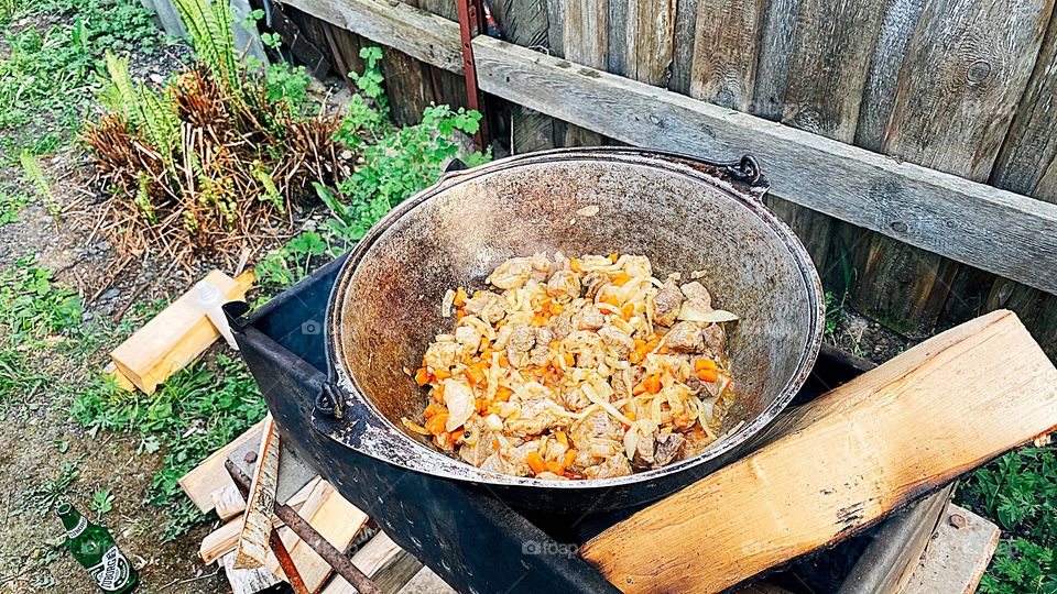 Cooking food on the campfire