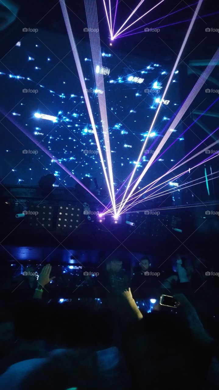Club lasers
