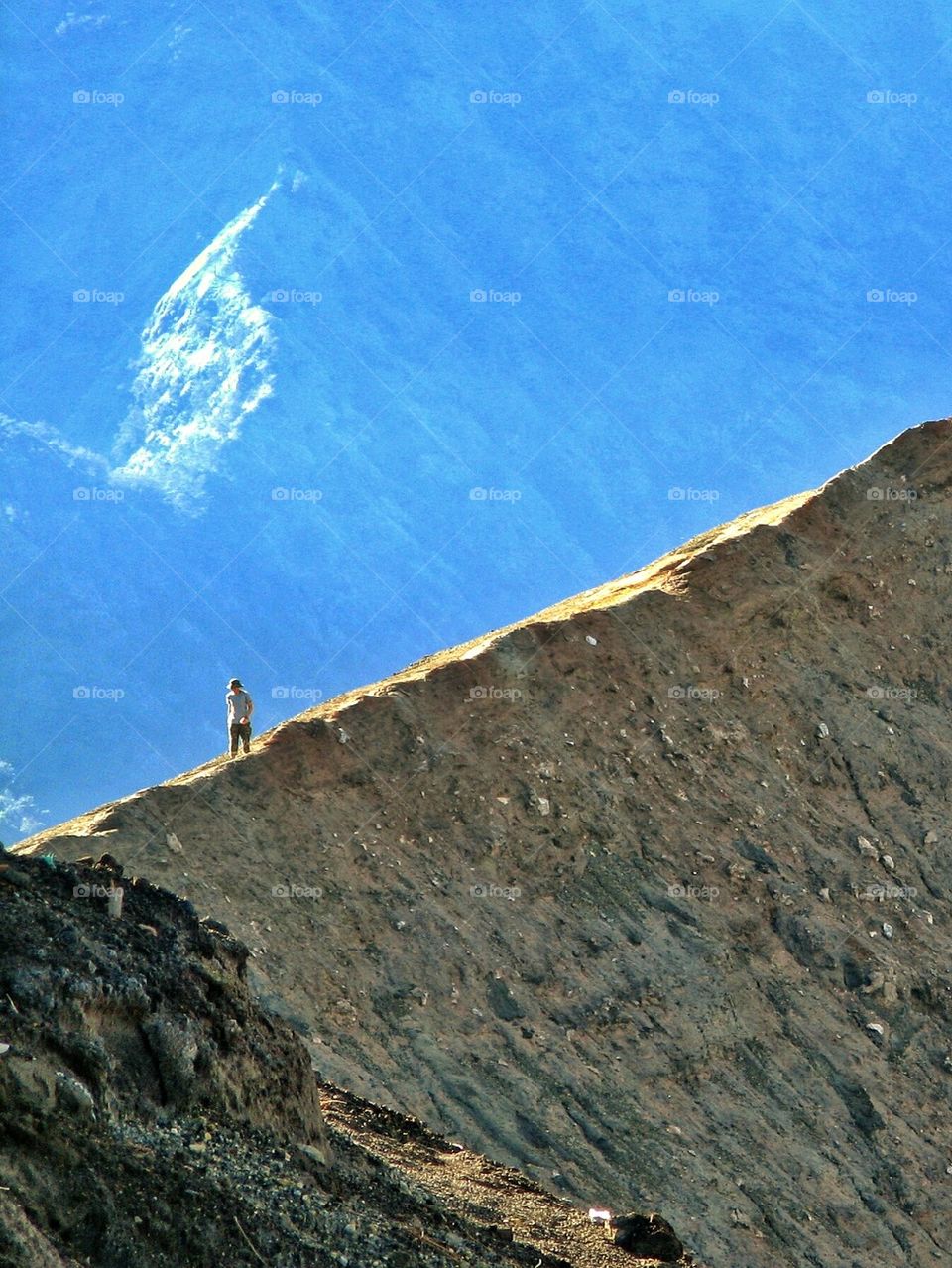 Cliff walk at Mount Bromo