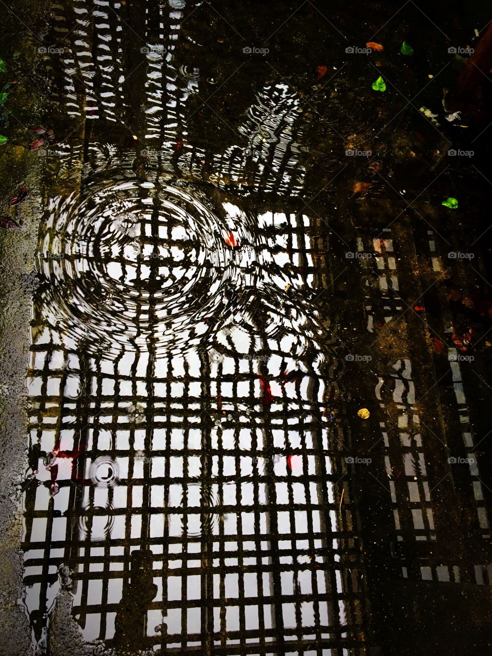 Reflecting building under water 