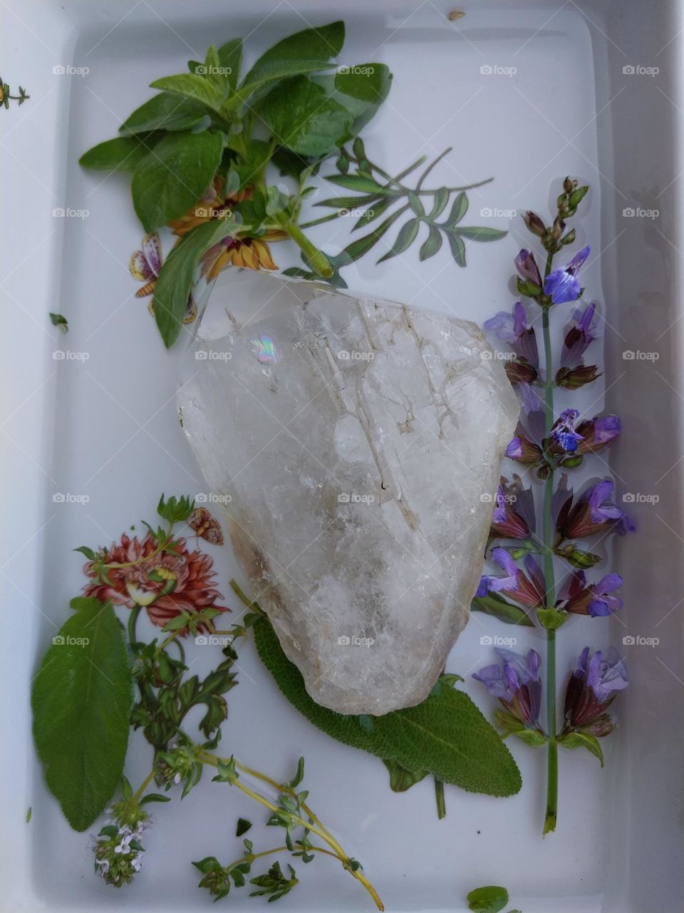 Healing Quartz Recharging with Thyme and Sage