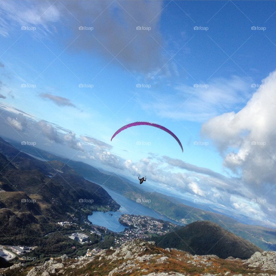 Paragliding over Arna