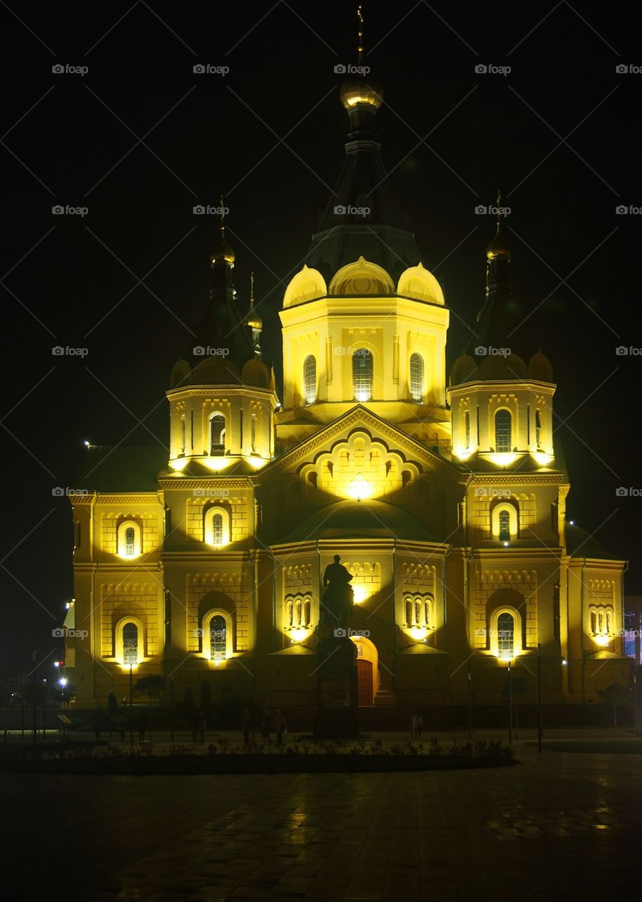 Night illumination of the Nizhny Novgorod Cathedral of St. Alexander Nevsky.