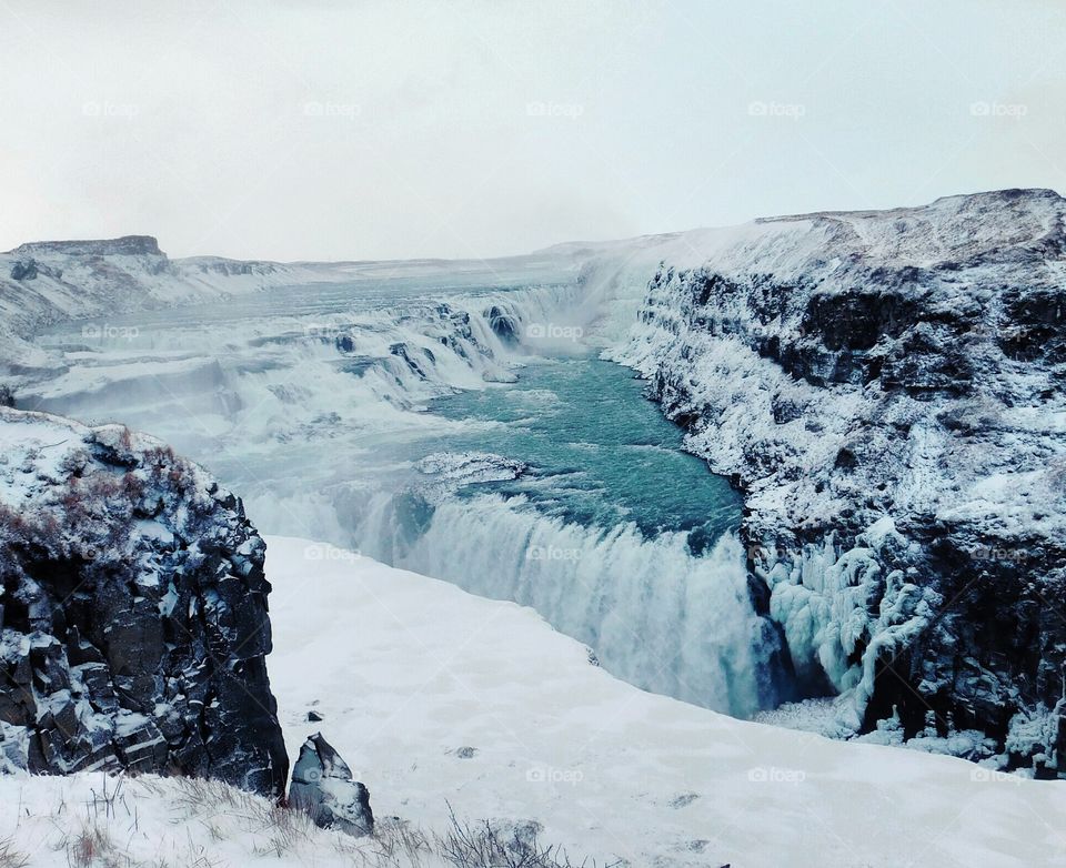 the beautiful waterfall in Iceland
