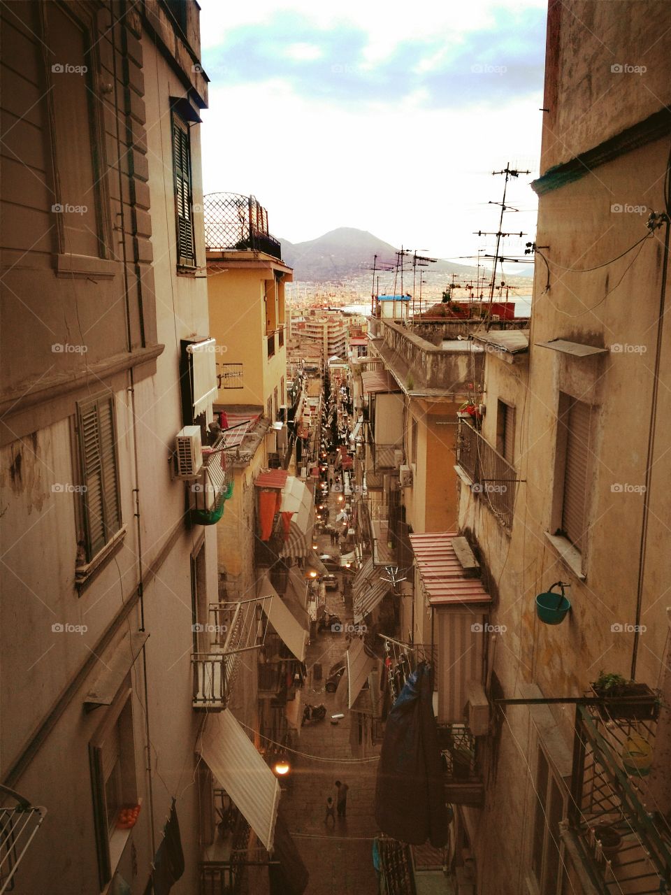 The longest street in Naples