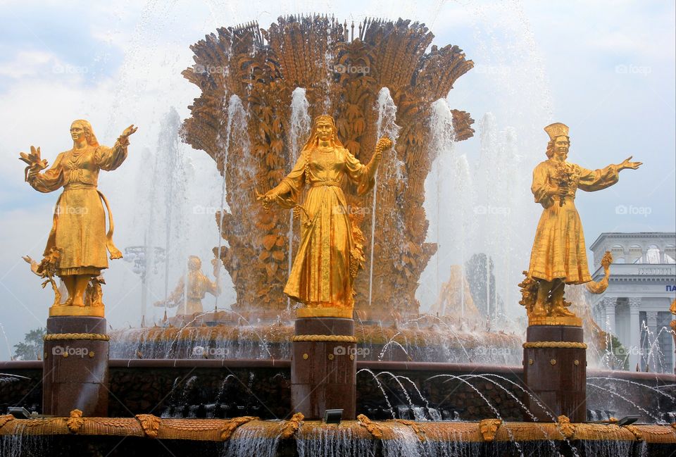Statues in fountain
