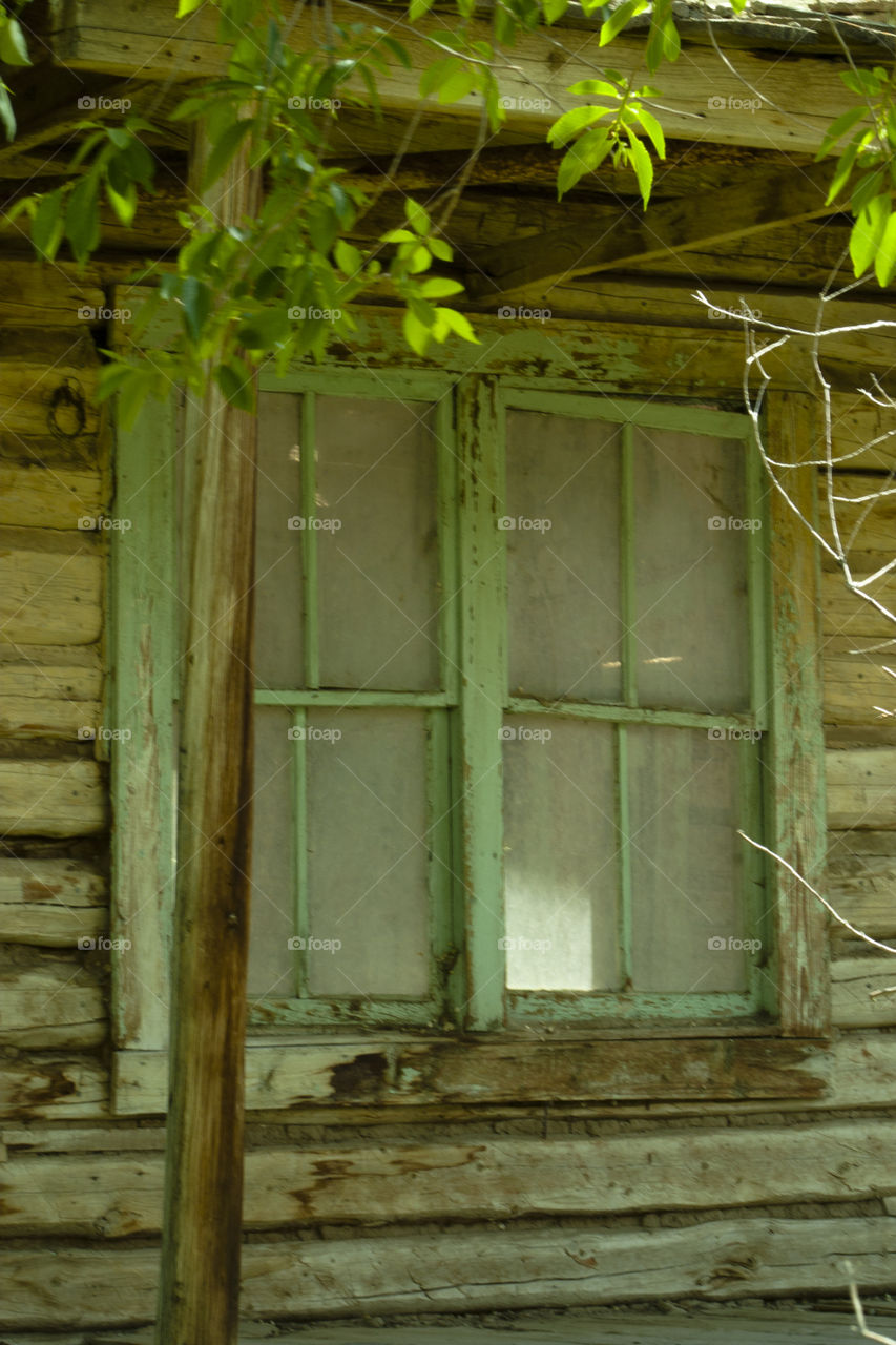 green window cabin