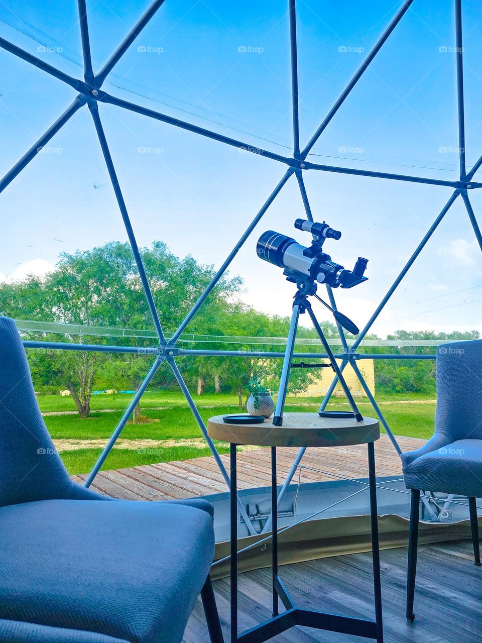 Seeing the World sometimes requires the right tools 🧠