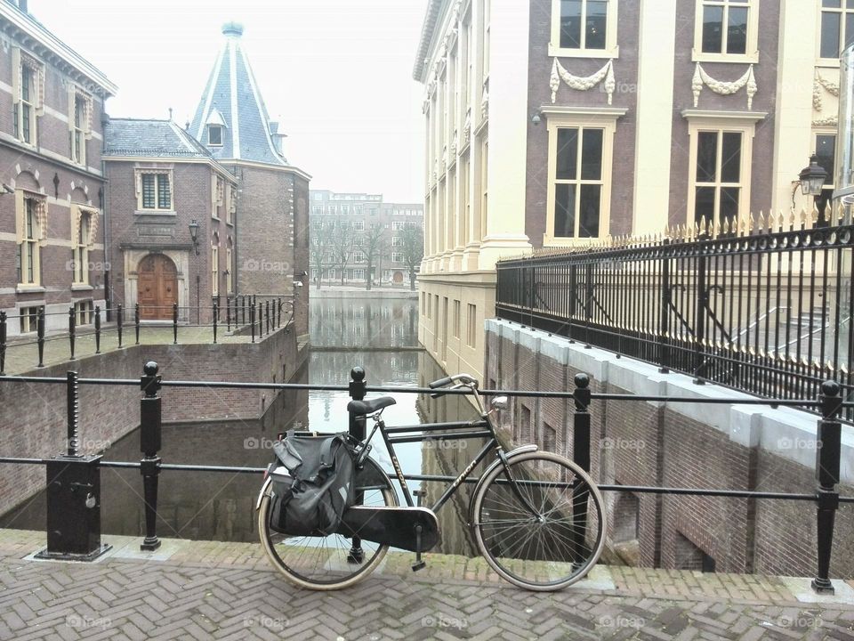 One lonely bicycle in the Hague