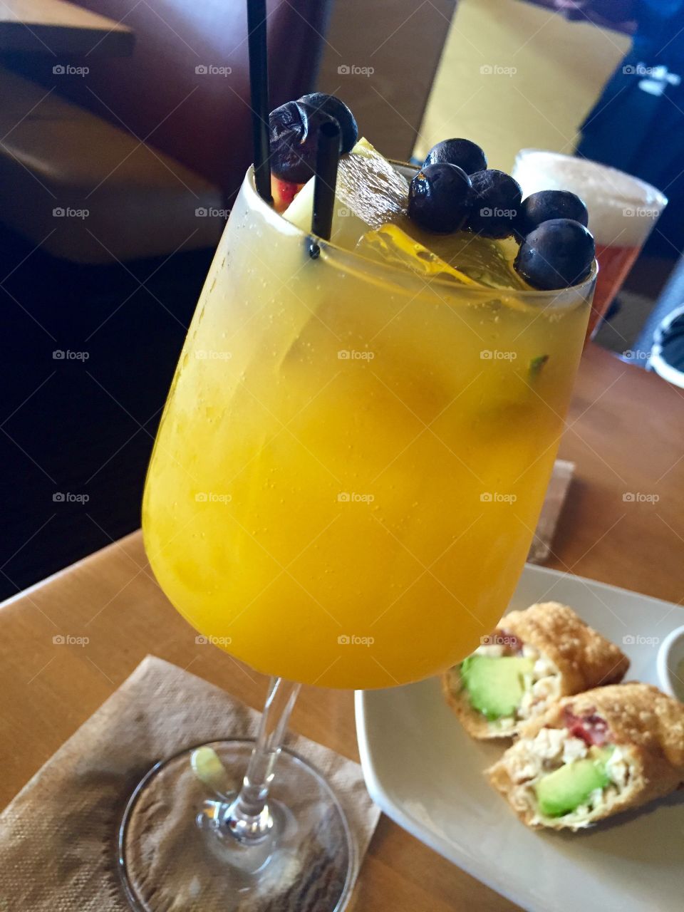 Mango sangria 