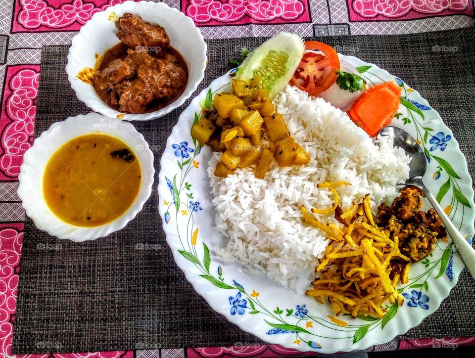 testy dinner.. rice Curry chicken..😋