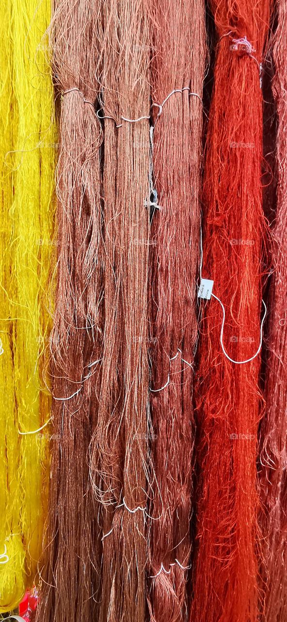 Silk dyeing in different color