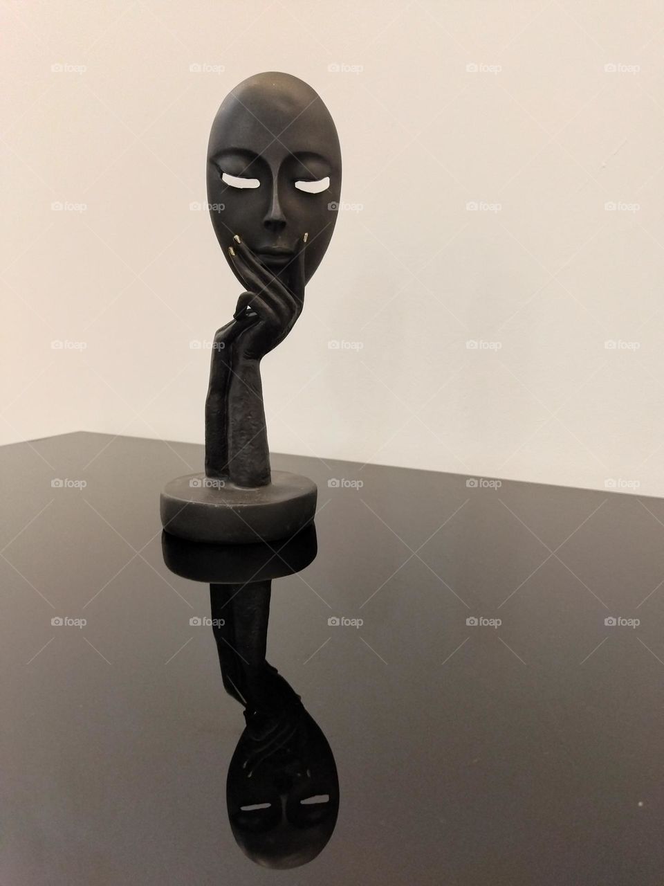 Black sculpture of beauty.