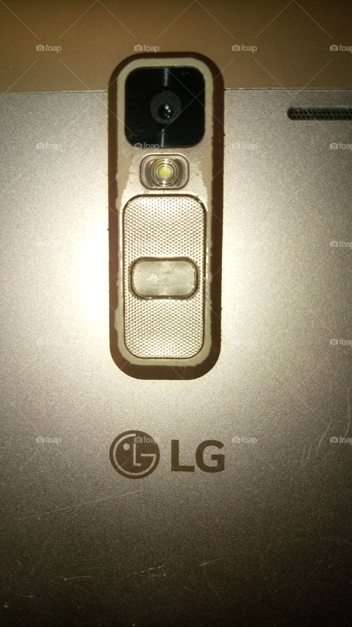LG phone back camera