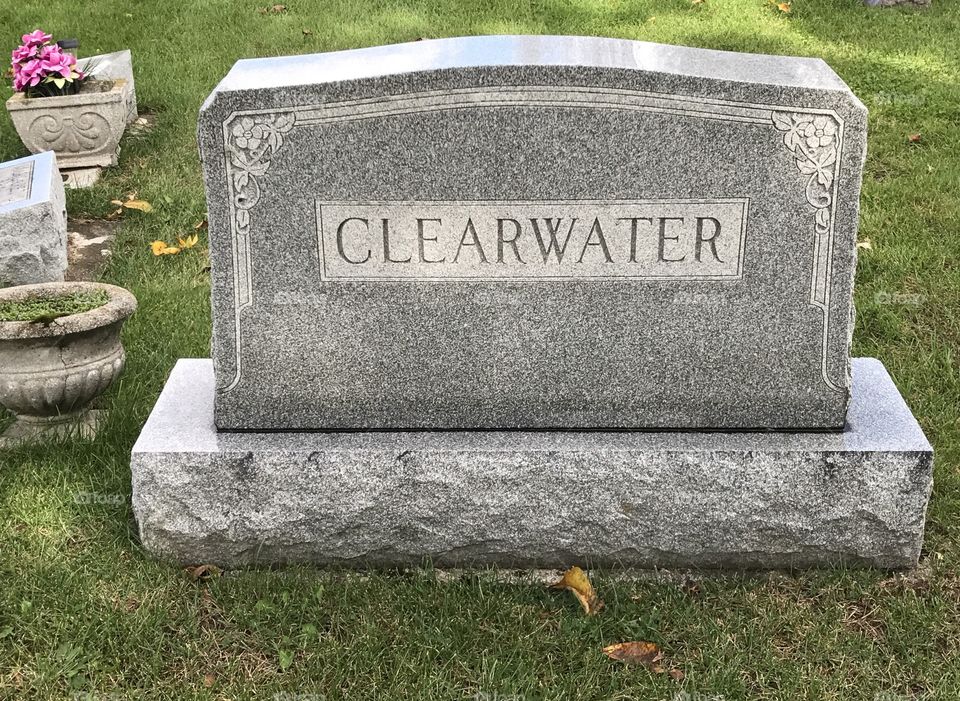 A headstone with the name Clearwater