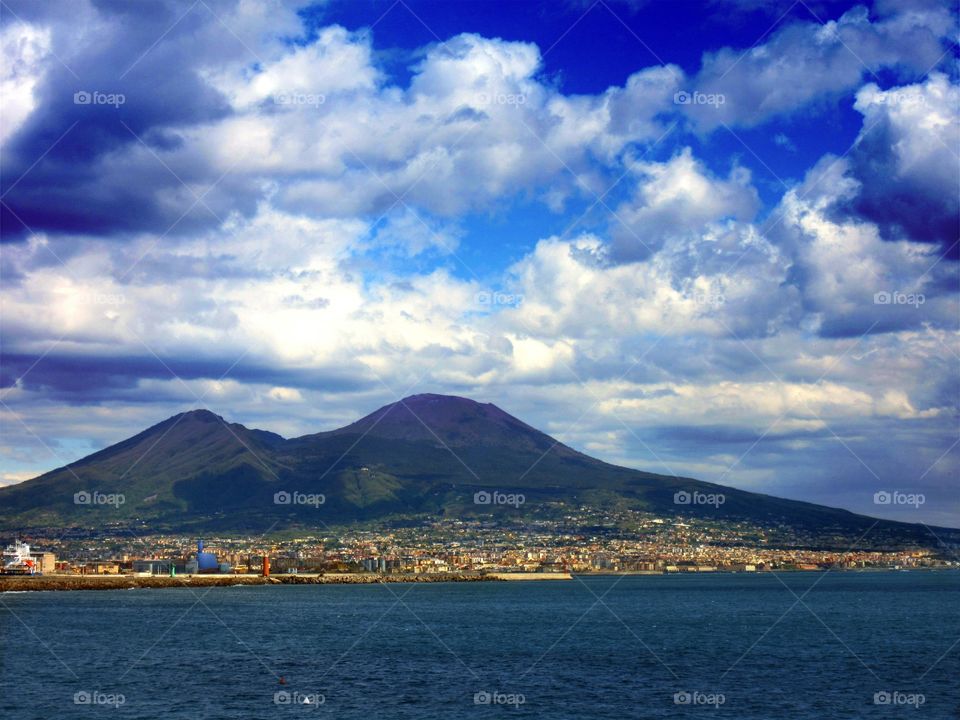 Naples ( Italy ) and the Vesuvio.