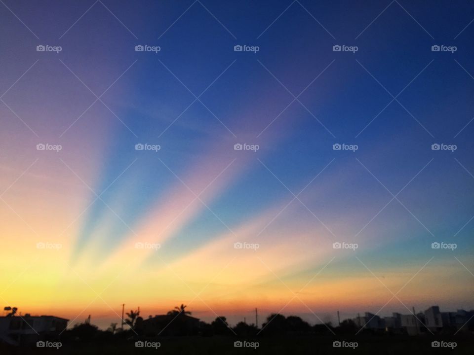 Rays of sun through the evening sky! 