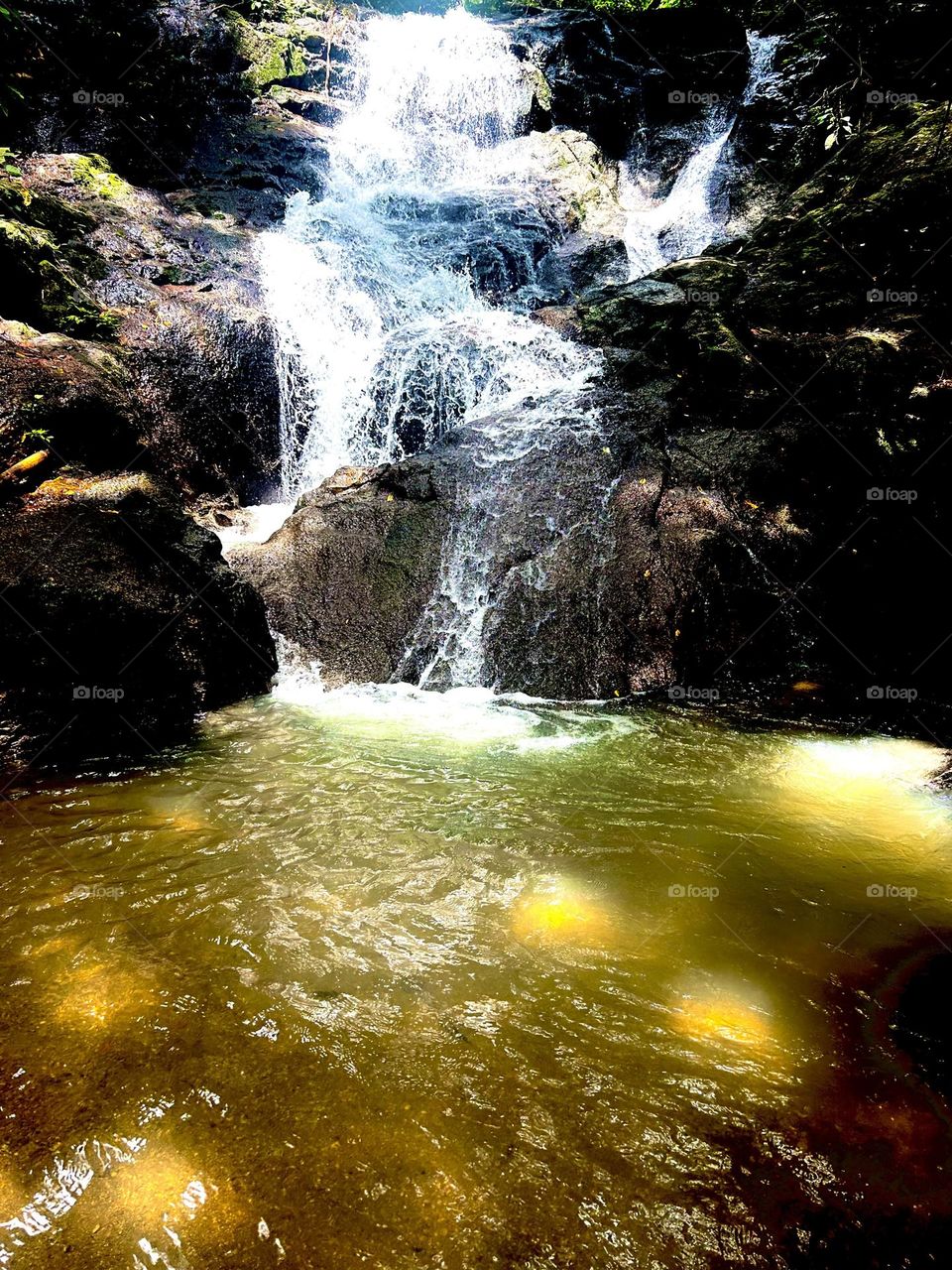 Rocks and waterfall AMR Wozko