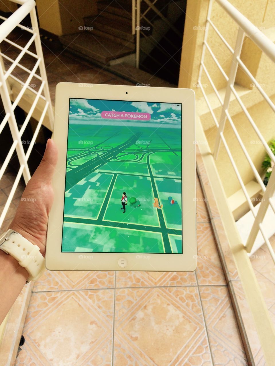 Playing Pokémon Go at Mexico City with an iPad 