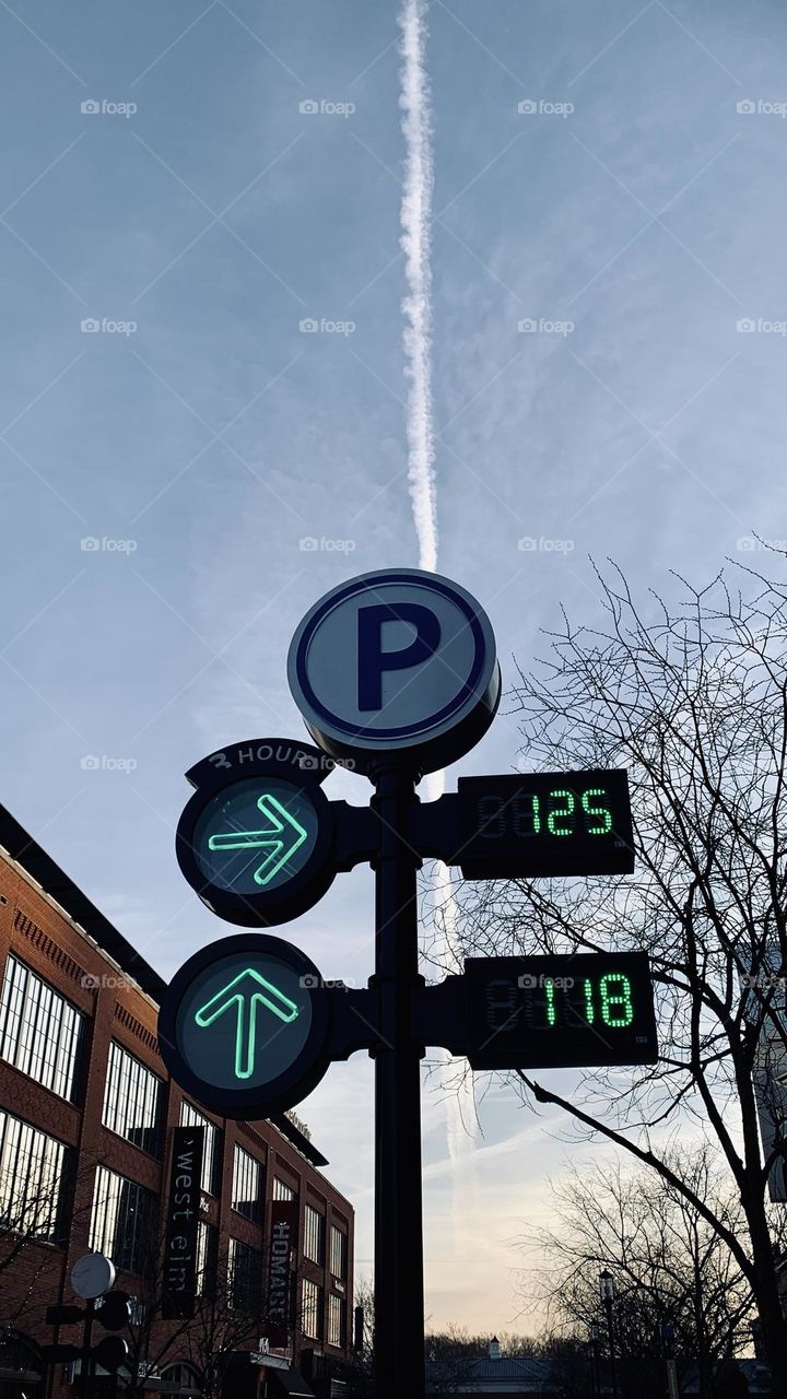 The street life isn’t about just people. It’s about cars, buildings, sound, and even the signs. 