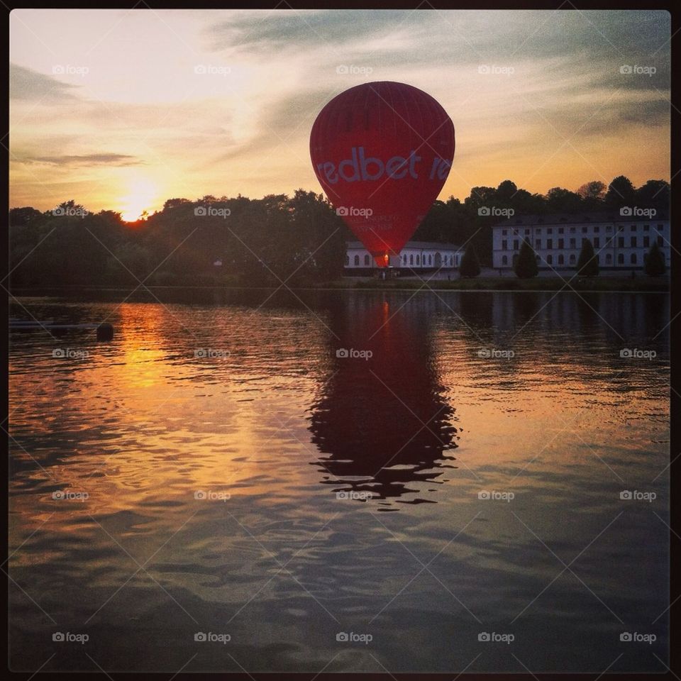 Luftballong som inte kom ända fram.