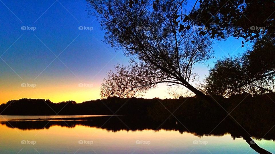 Dusk at spypond 