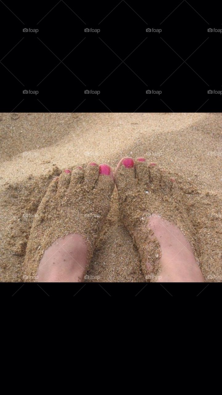 Hawaiian toes 