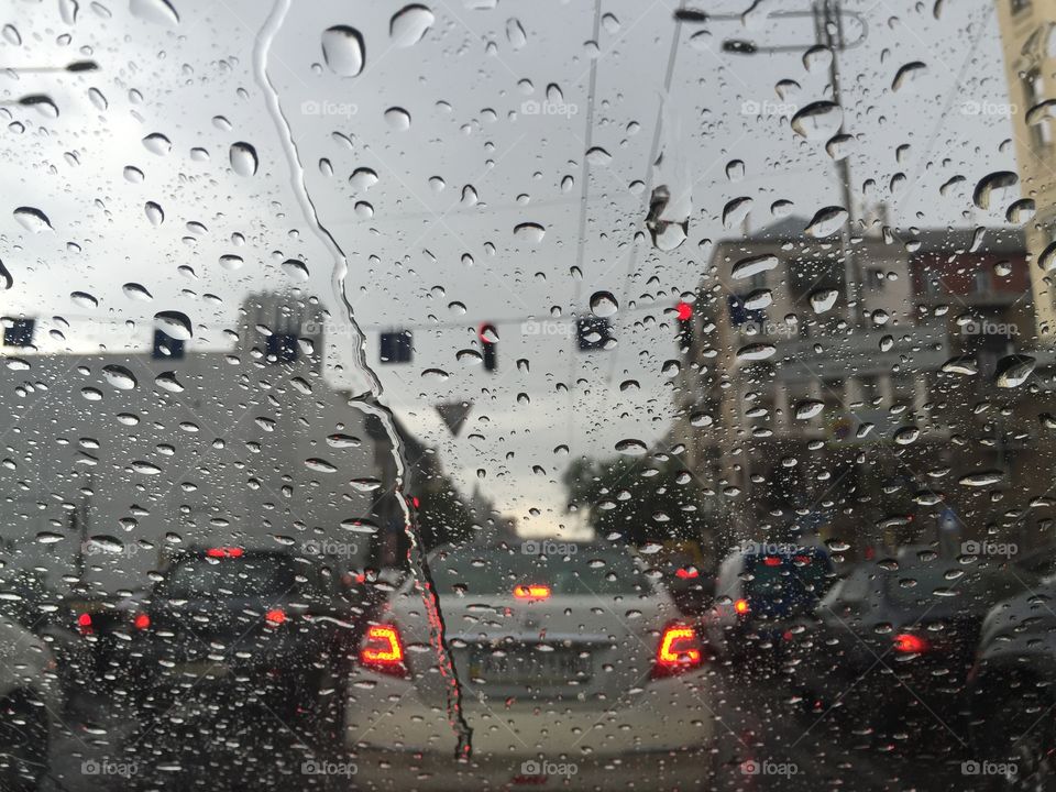 Traffic in the rain