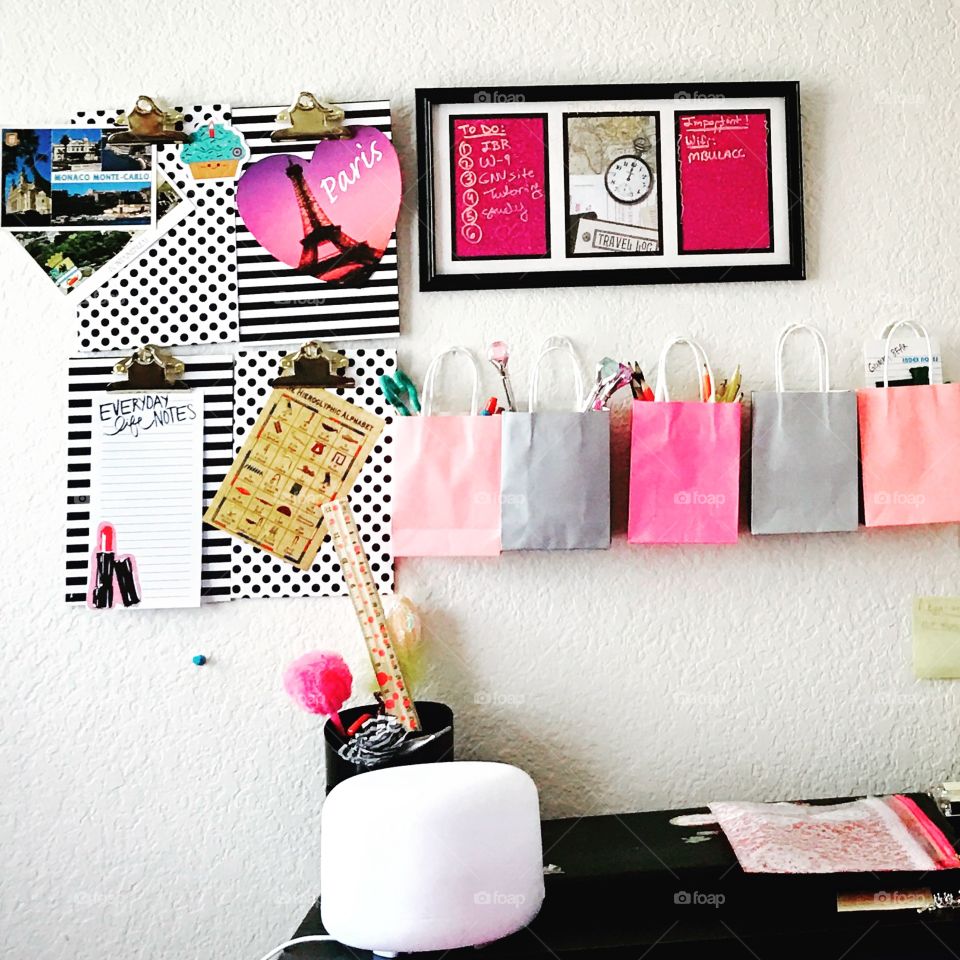 Cute and clutter free