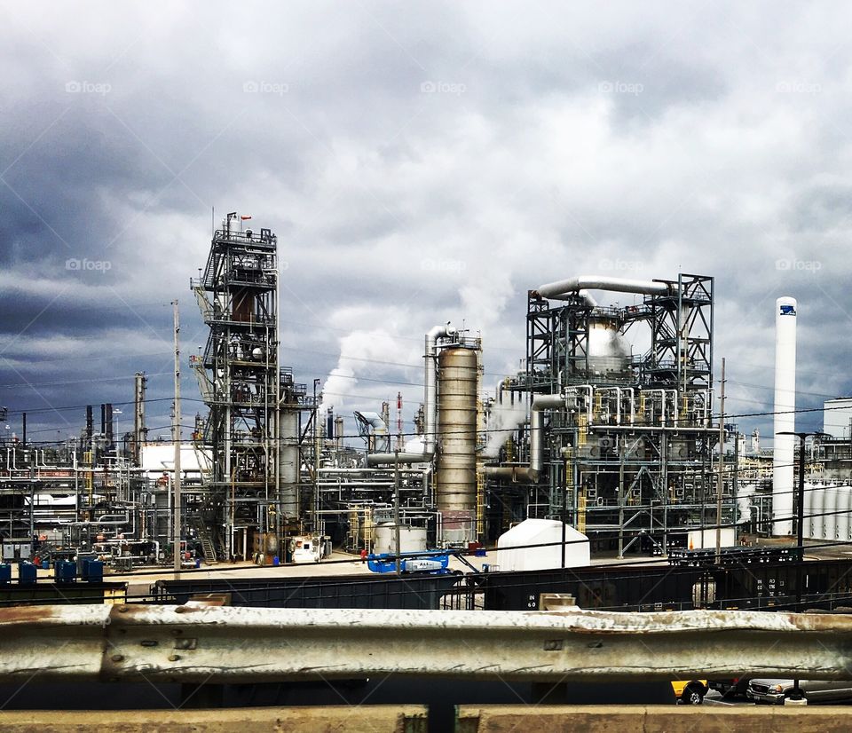 The chemical refinery in lima Ohio