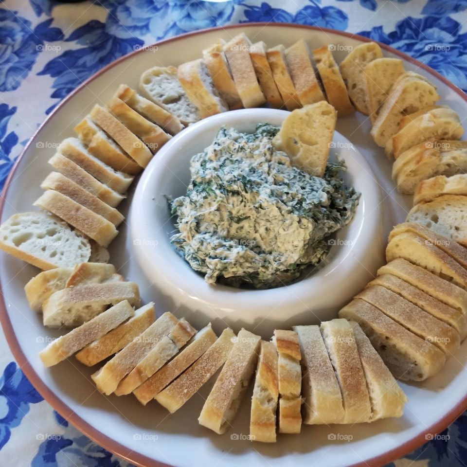 home made spinach dip with baguette