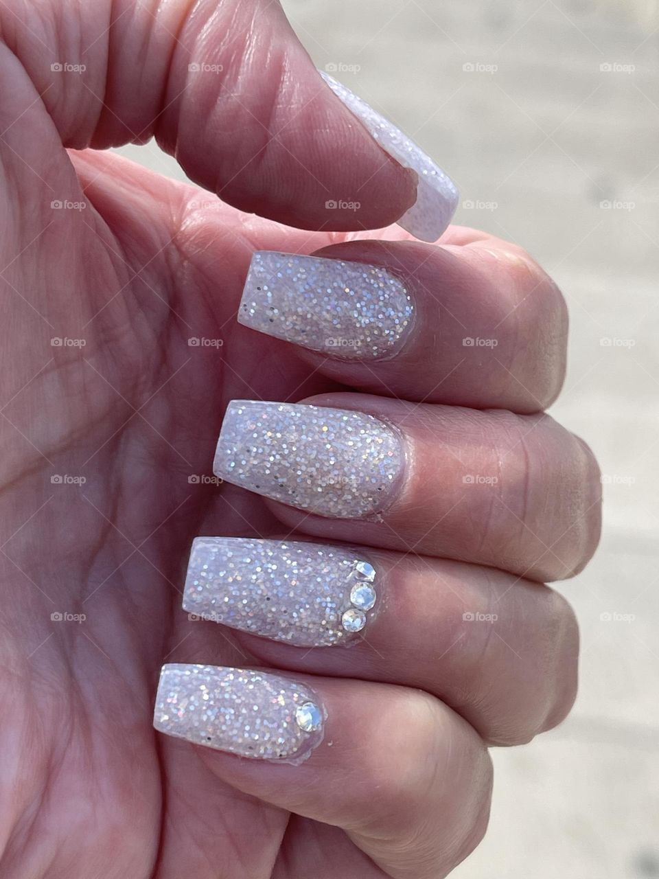 Ice manicure 