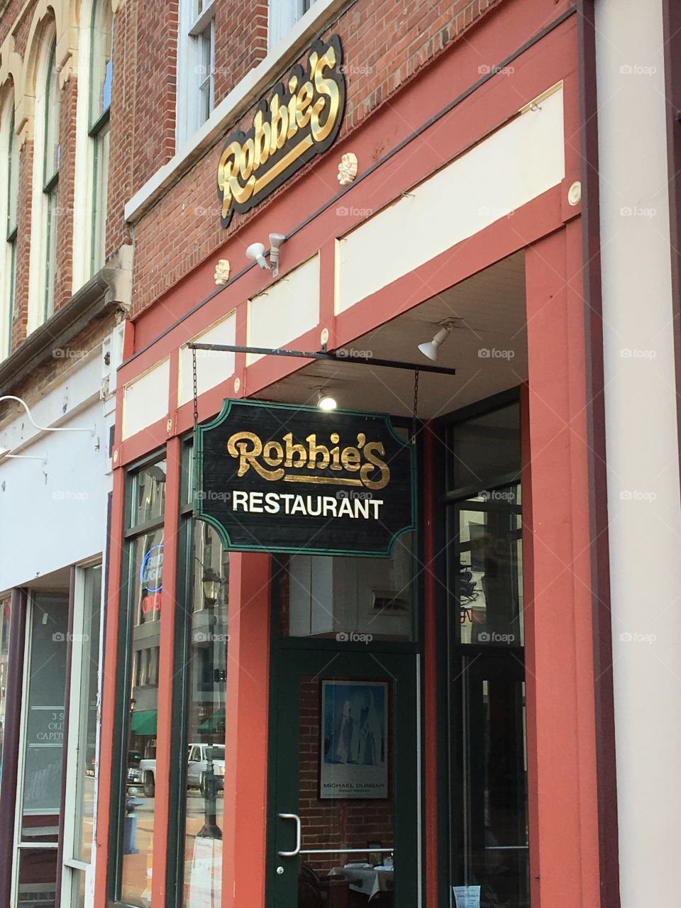 Robbie's