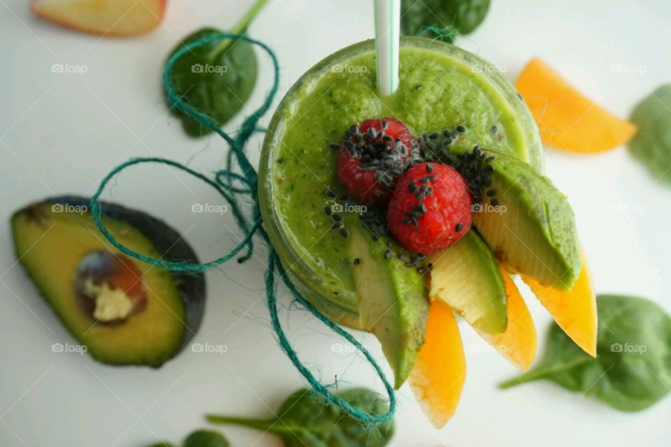 Fresh Fruit Smoothie - Avocado Smoothie - spinach, peach, apple