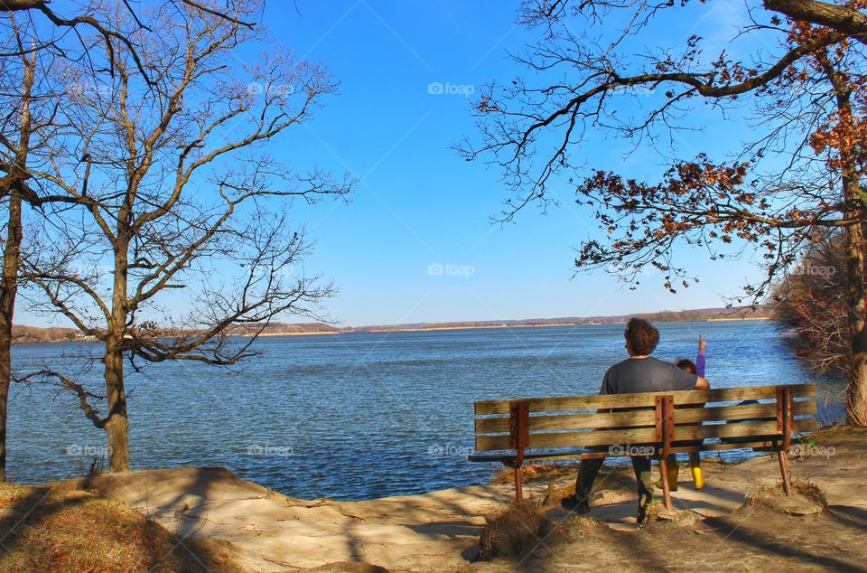 Autumn by the lake