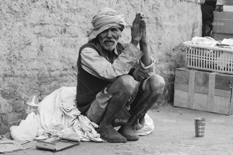 Sometimes i want to ask God why He allows Poverty and injustice in the world when He could do something about it.... But i am afraid He might just ask me the same question.😨
#Poverty #povertysucks #povertyreduction #povertyawareness #povertylife #povertykills #StepsToBeTaken #illiteracy
