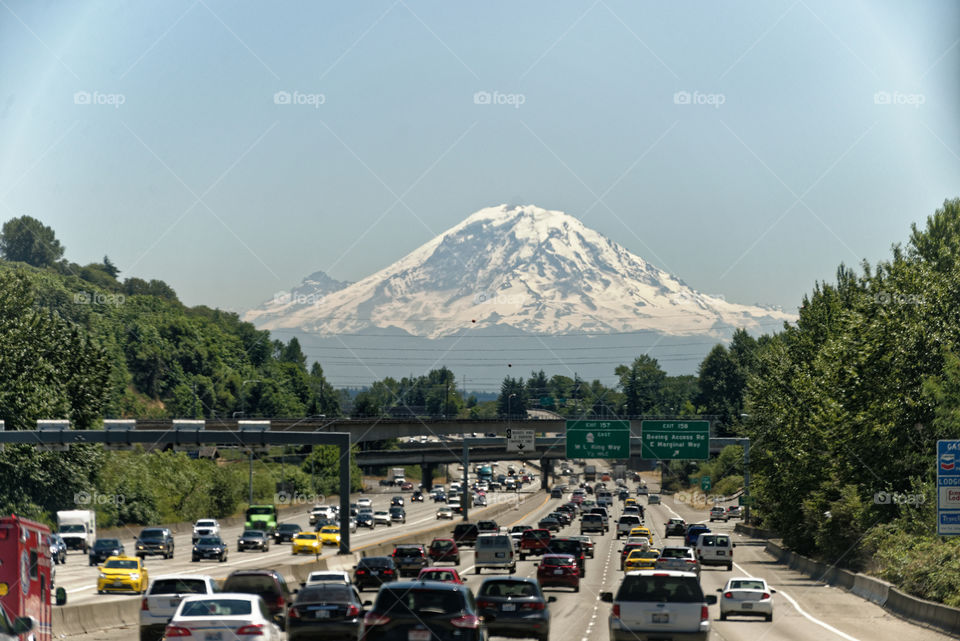 View of Mount Ranier makes the long drive more pleasant