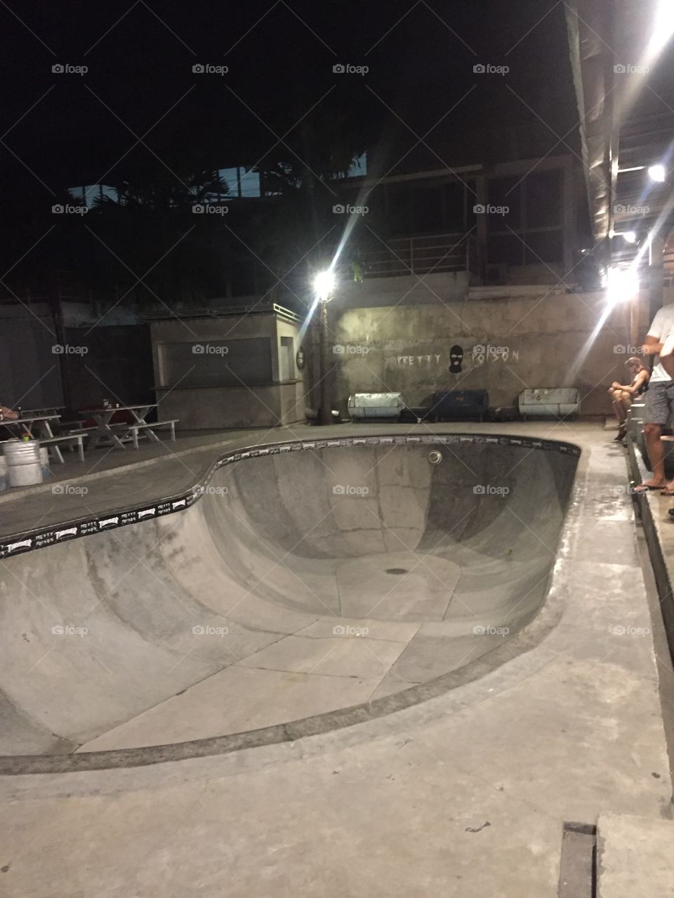 Skate bowl