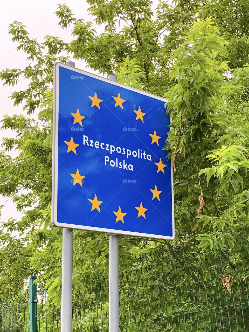 European Union sign on the Ukrainian-Polish border with the text «Rzeczpospolita Polska»