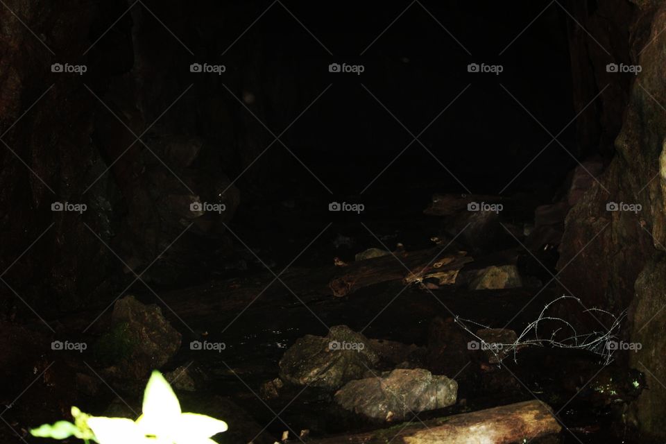 Eingang zur Unterwelt